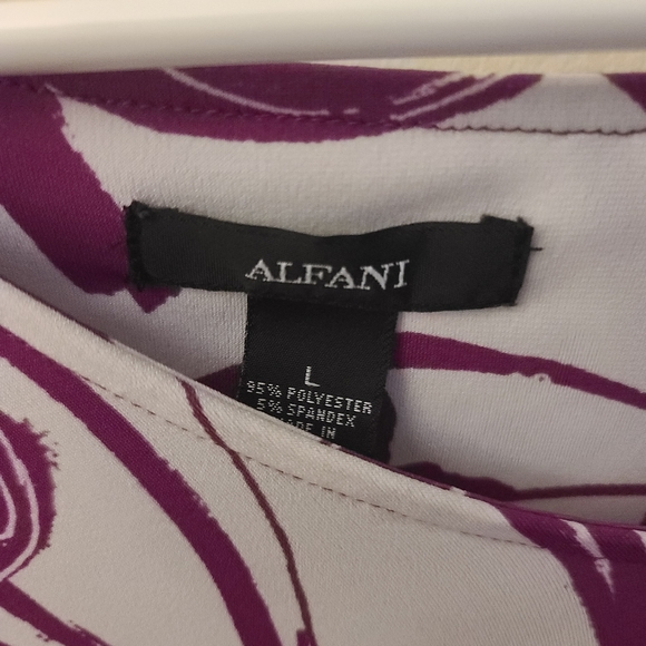 Tops - Picture 4 of 4